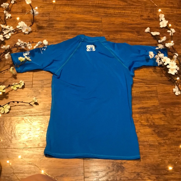 Blue Body Glove Rash Guard - Picture 3 of 3